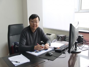 院長  張曉春（一級注冊建筑師  注冊城鄉(xiāng)規(guī)劃師）